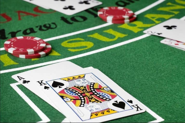 Antarmuka fitur mobile kstoto yang ringkas